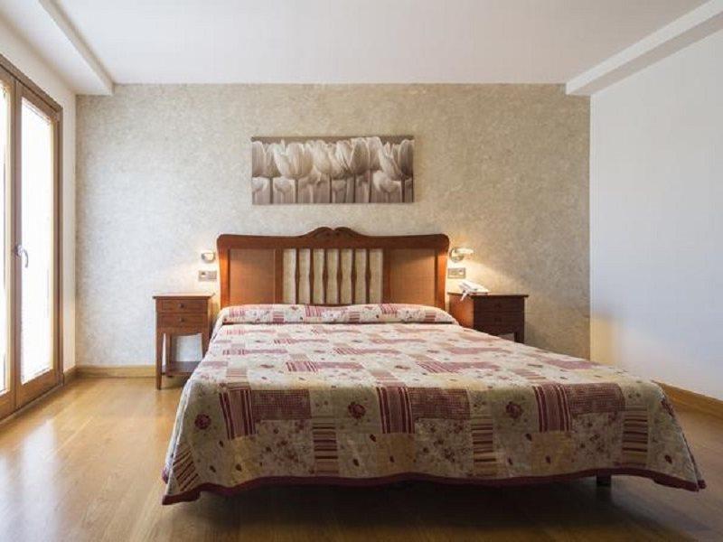 Hotel Casa Azcona Zizur Mayor Dış mekan fotoğraf