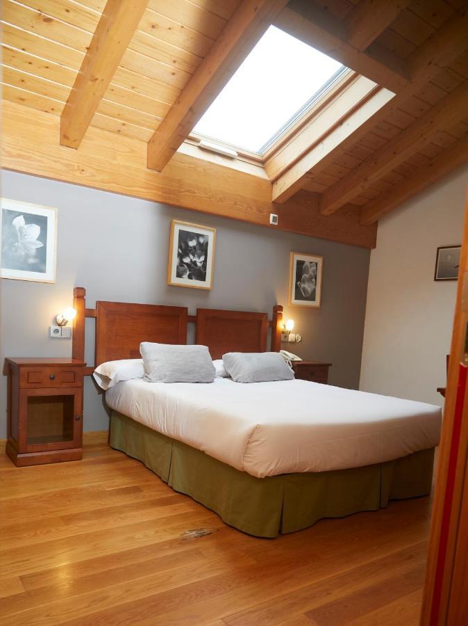 Hotel Casa Azcona Zizur Mayor Dış mekan fotoğraf