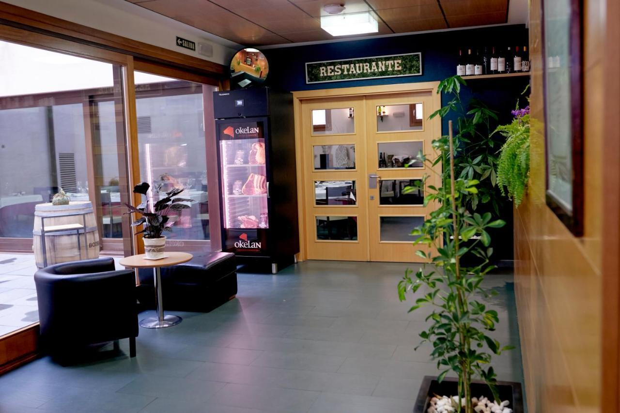 Hotel Casa Azcona Zizur Mayor Dış mekan fotoğraf