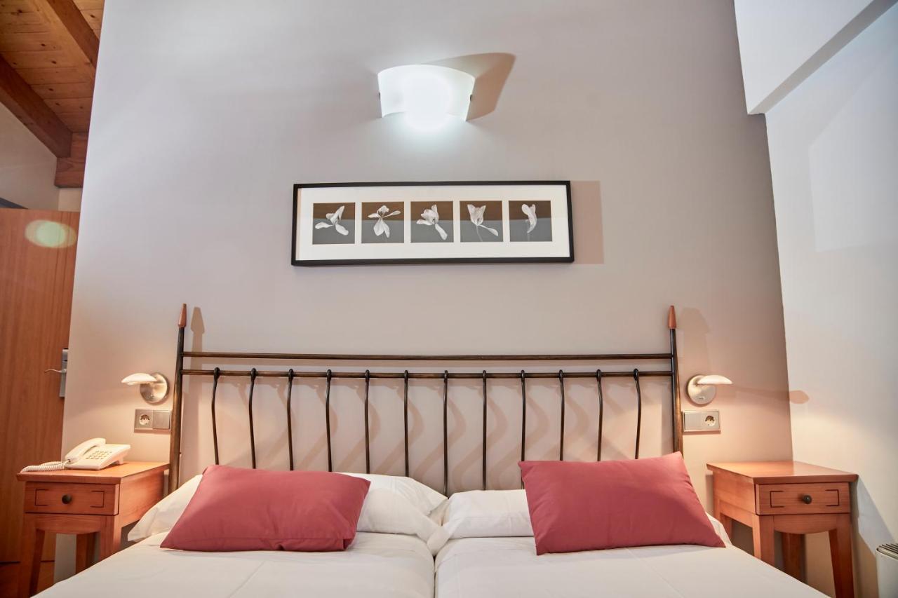 Hotel Casa Azcona Zizur Mayor Dış mekan fotoğraf
