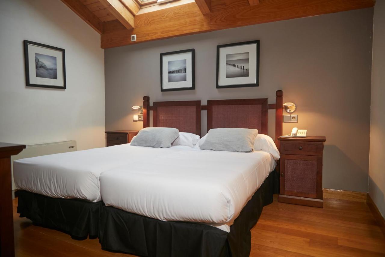 Hotel Casa Azcona Zizur Mayor Dış mekan fotoğraf