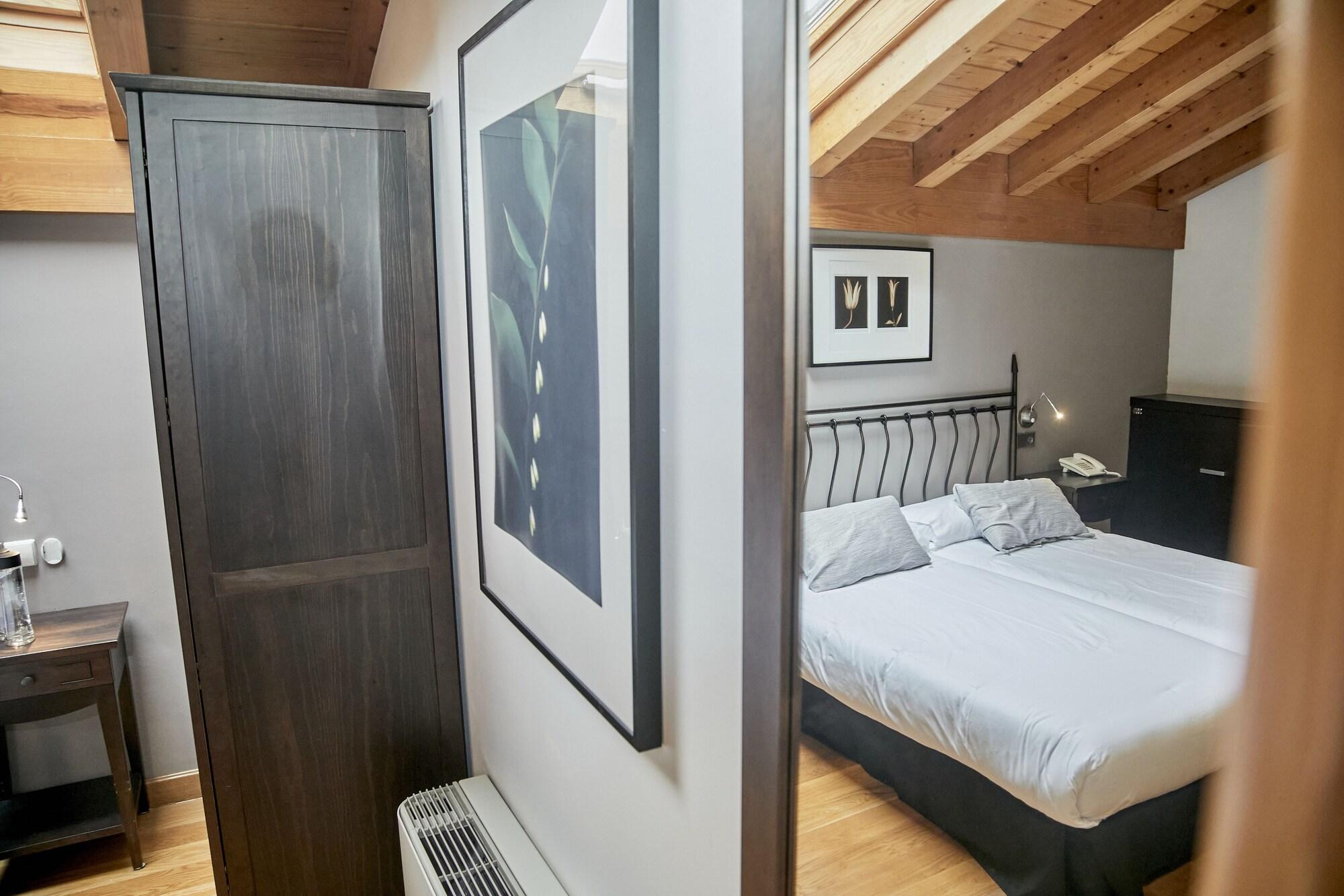 Hotel Casa Azcona Zizur Mayor Dış mekan fotoğraf