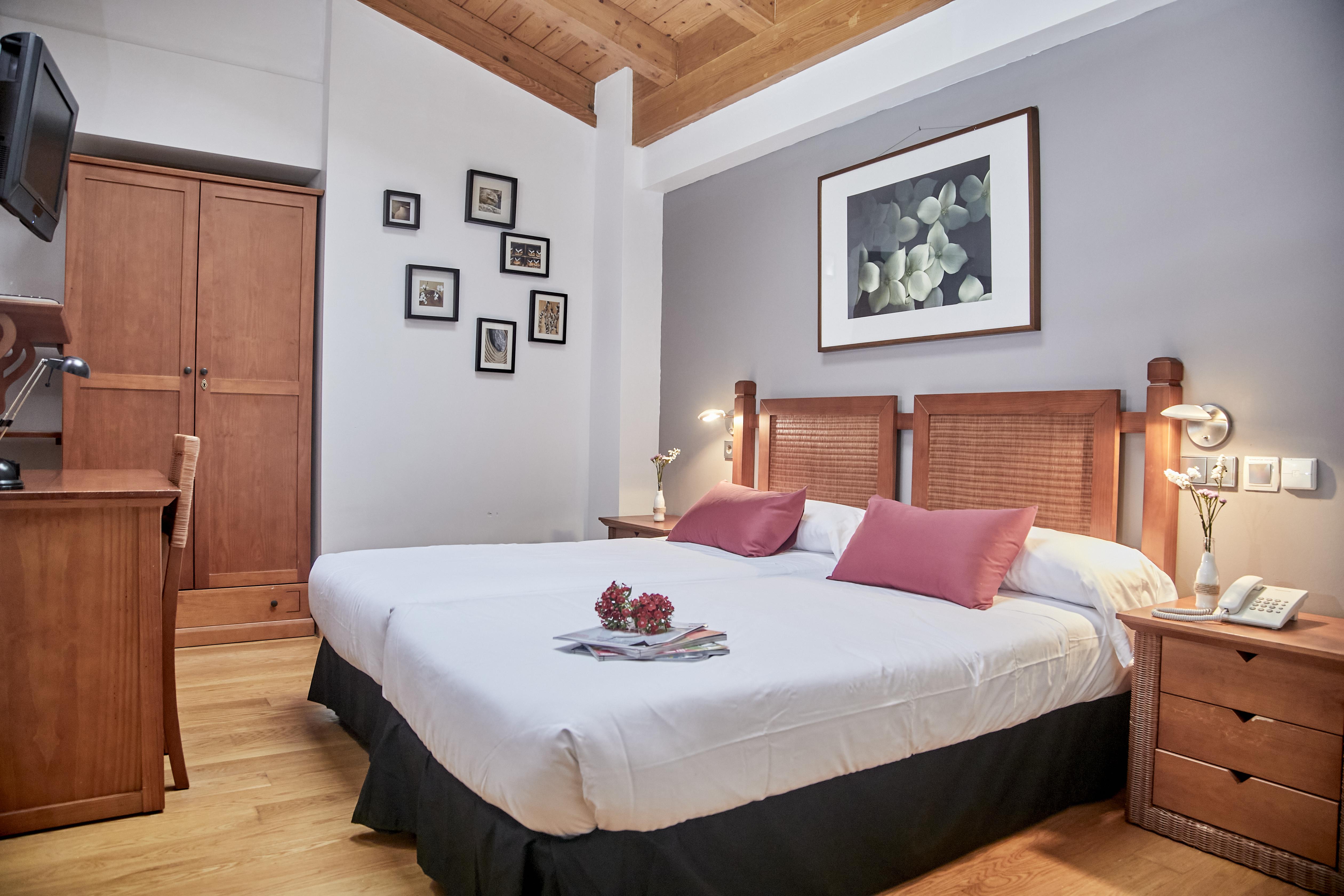 Hotel Casa Azcona Zizur Mayor Dış mekan fotoğraf